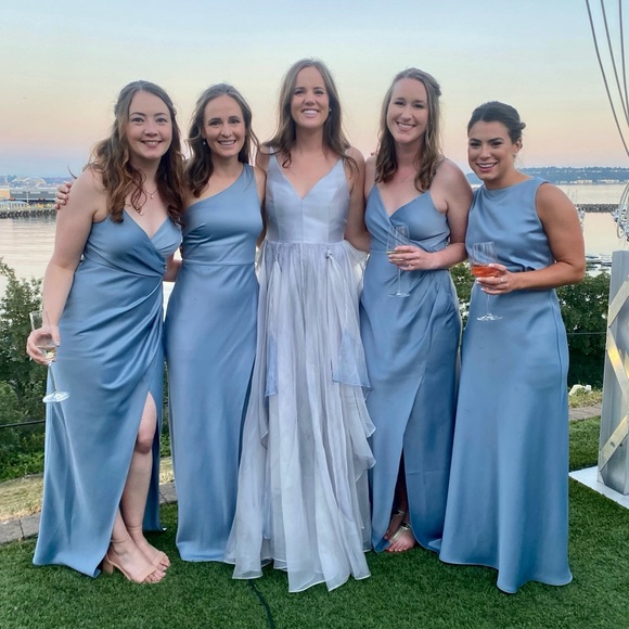 BHLDN Dylan One-Shoulder Satin Side-Slit Gown | Dusty Blue | size 2 - Picture 6 of 8